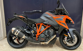 KTM 1290 SUPER DUKE GT 2024 V6940