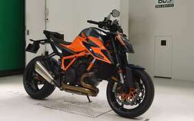 KTM 1290 SUPER DUKE R 2021