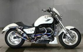 TRIUMPH ROCKET III 2007 LC1035