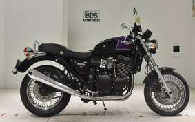 TRIUMPH THUNDERBIRD 900 2004