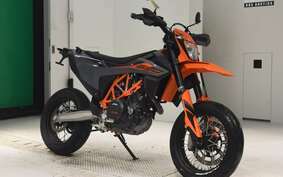 KTM 690 SMC R 2023