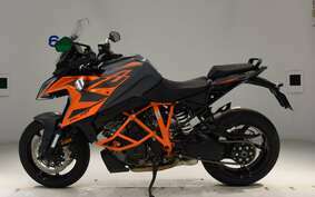 KTM 1290 SUPER DUKE GT 2023