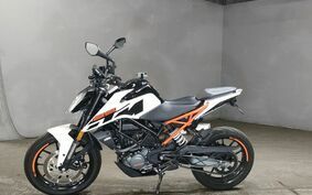 KTM 125 DUKE JPA40