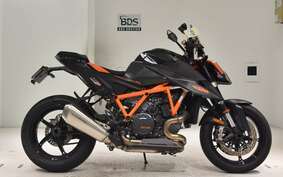 KTM 1290 SUPER DUKE R 2020