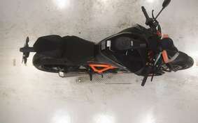 KTM 1290 SUPER DUKE R 2021 V3940