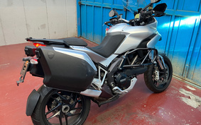 DUCATI MULTISTRADA 1200 S 2015