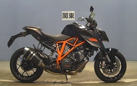 KTM 1290 SUPER DUKE R 2015 V3940