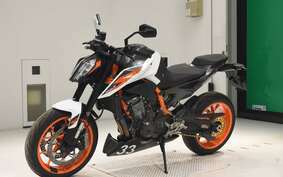 KTM 890 DUKE R 2021