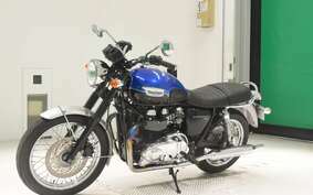 TRIUMPH BONNEVILLE T100 2015