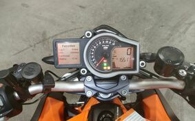 KTM 1290 SUPER DUKE R 2016 V3940