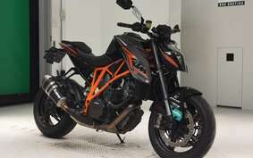 KTM 1290 SUPER DUKE R 2015