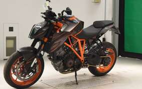 KTM 1290 SUPER DUKE R 2014 V3940