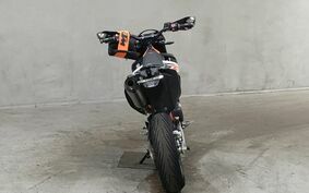 KTM 690 SMC R 2021 LSV40