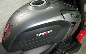 TRIUMPH TRIDENT 660 2022