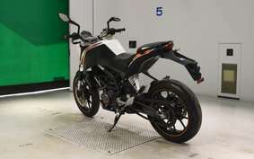 KTM 125 DUKE JGA40