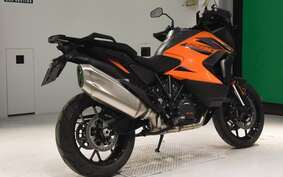 KTM 1290 SUPER ADVENTURE S 2023