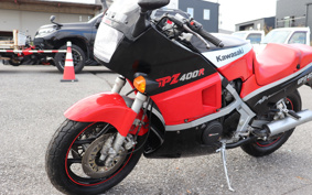 KAWASAKI GPZ400R ZX400D