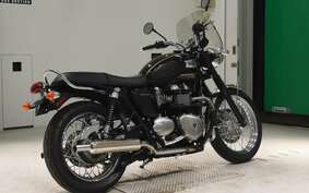 TRIUMPH BONNEVILLE T100 2014