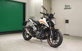 KTM 390 DUKE 2024