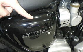 TRIUMPH BONNEVILLE T120 2020 AD75HW