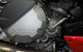 DUCATI STREETFIGHTER V2 2024