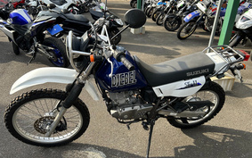 SUZUKI DJEBEL 200 (DR200SE) SH42A