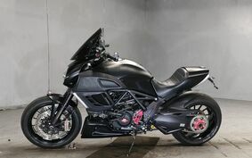 DUCATI DIAVEL Dark 2014 G102J