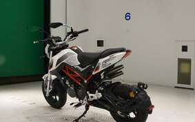 BENELLI TNT125