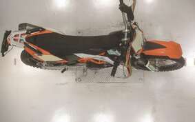 KTM 690 ENDURO R 2010 LES40