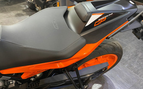 KTM 890 DUKE GP 2023 TU940