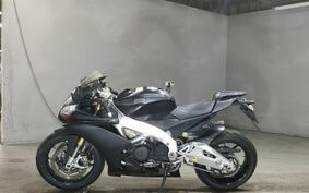 APRILIA RSV4R 2013 不明