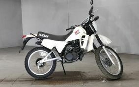 YAMAHA DT125 17F