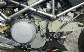 DUCATI MONSTER 400 2001 M300A