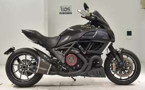 DUCATI DIAVEL Carbon 2011