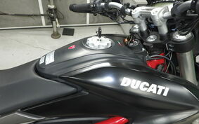 DUCATI HYPERMOTARD 820 2013