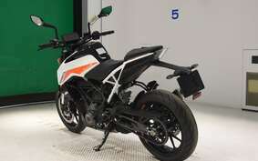 KTM 390 DUKE 2024