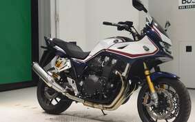 HONDA CB1300SB SUPER BOLDOR EP 2023 SC54