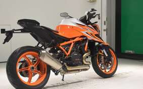 KTM 1290 SUPER DUKE R 2024