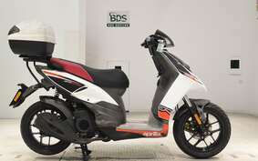 APRILIA SR125 MOTARD M703