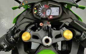 KAWASAKI ZX-25R ZX250E