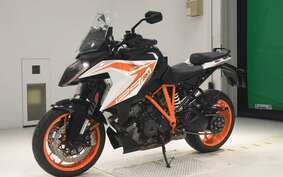 KTM 1290 SUPER DUKE GT 2020