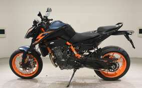 KTM 890 DUKE R 2024