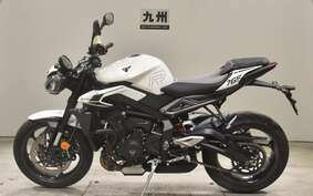 TRIUMPH STREET TRIPLE R 2023