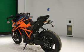 KTM 1290 SUPER DUKE R 2021