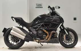 DUCATI DIAVEL 2013