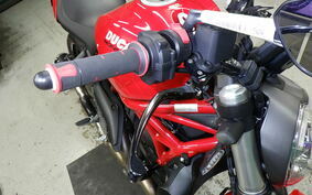 DUCATI MONSTER 821 2021