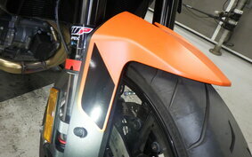 KTM 890 DUKE R 2022 TU940