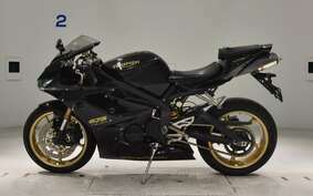 TRIUMPH DAYTONA 675 2011