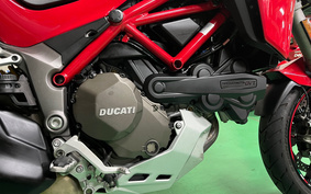 DUCATI MULTISTRADA 1200 S 2015 AA02J