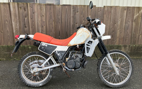 YAMAHA DT125 17F